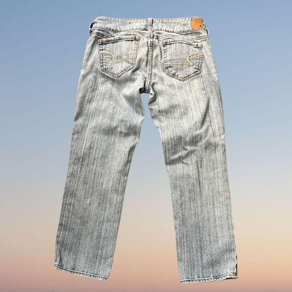 American Eagle Artist Medium Rise Denim Capris Size 6 #27 - Picture 4 of 5
